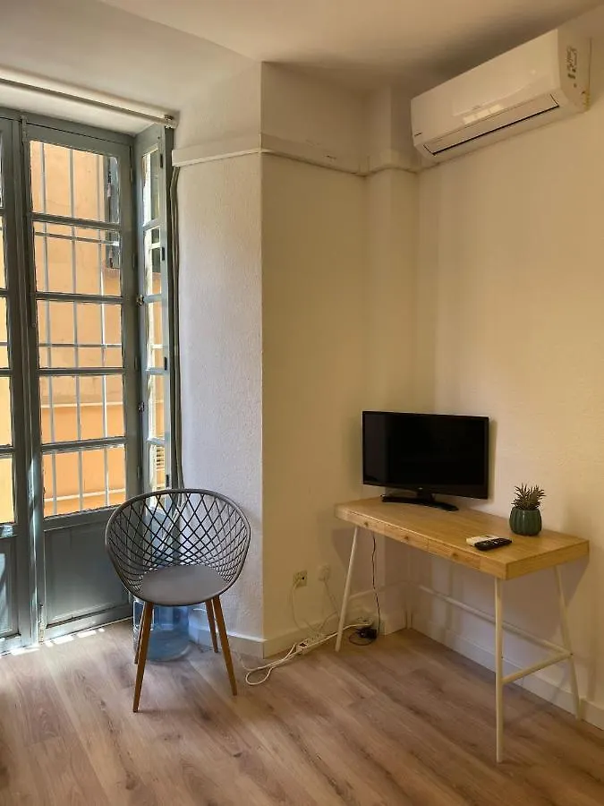 Apartment S2Plaza De La Merced Especial Grupos Con Parking Malaga Spain