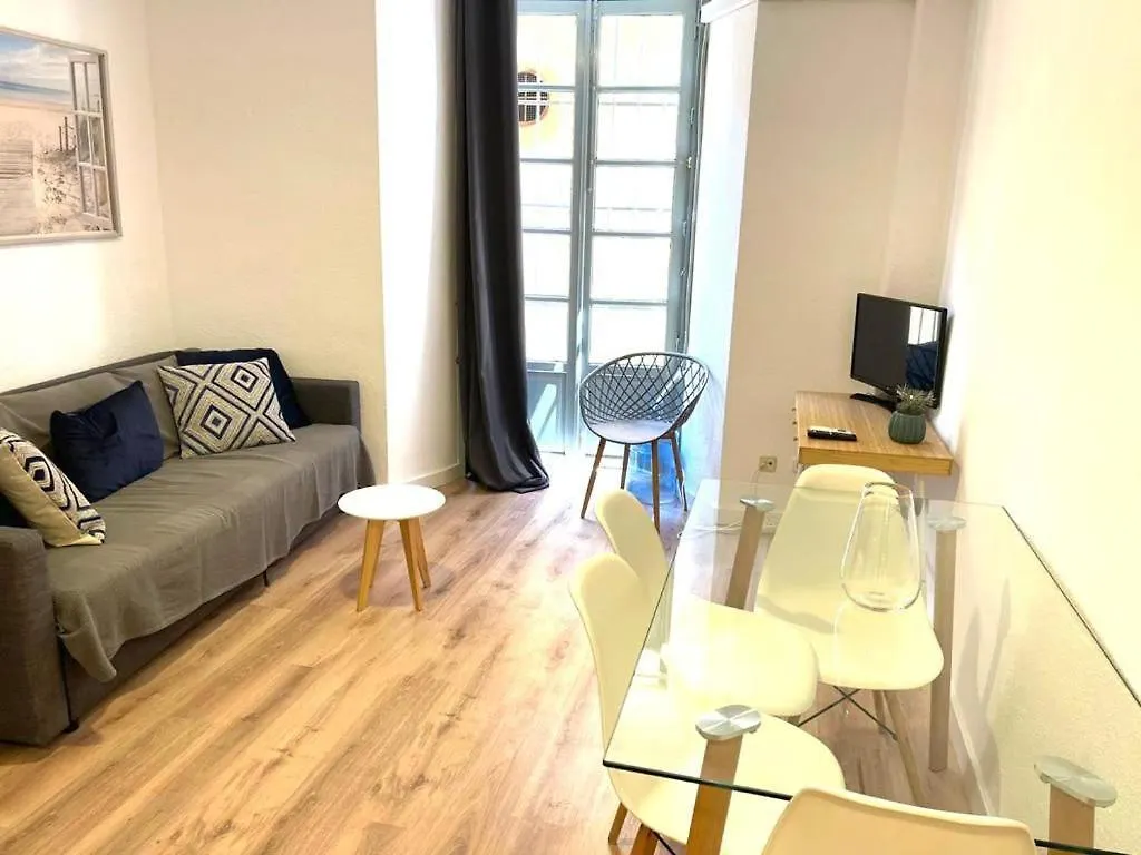 S2Plaza De La Merced Especial Grupos Con Parking Malaga Apartment